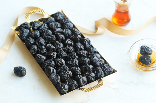 Embracing the Nourishment: Best Ways to Enjoy Ajwa Dates