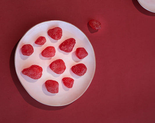 Exploring the Incredible Benefits of Dried Strawberries