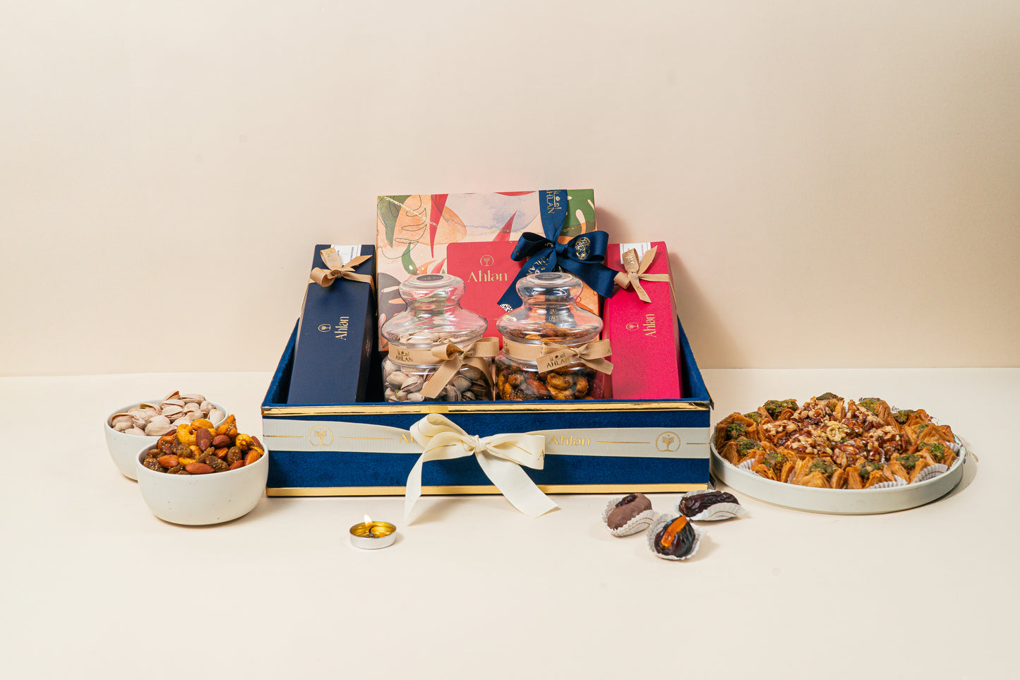 Premium Velvet Hamper