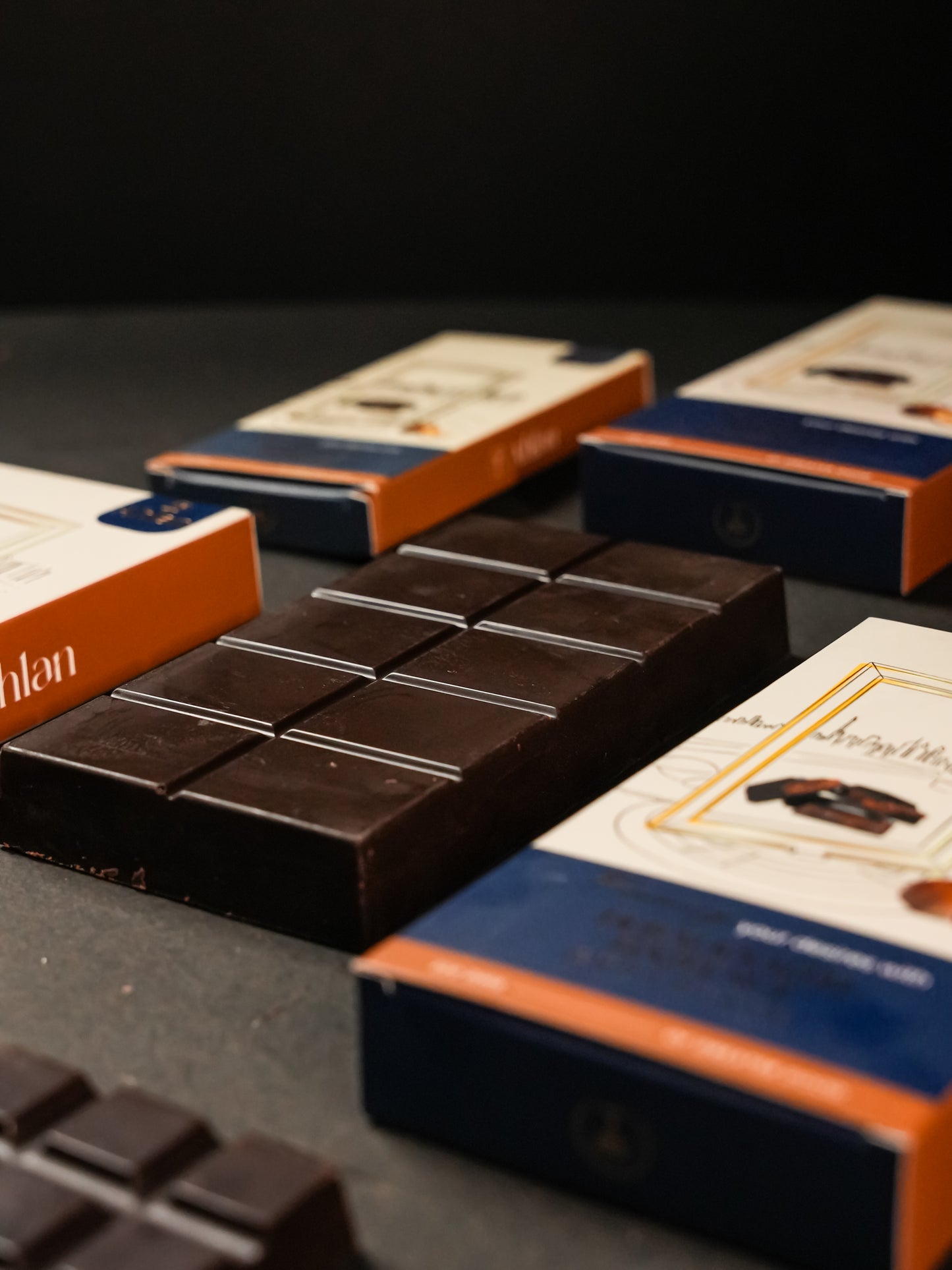 Dubai Knafeh Hazelnut Chocolate - (1 Slab * 220gms)