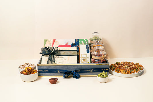 Grandeur Velvet Hamper