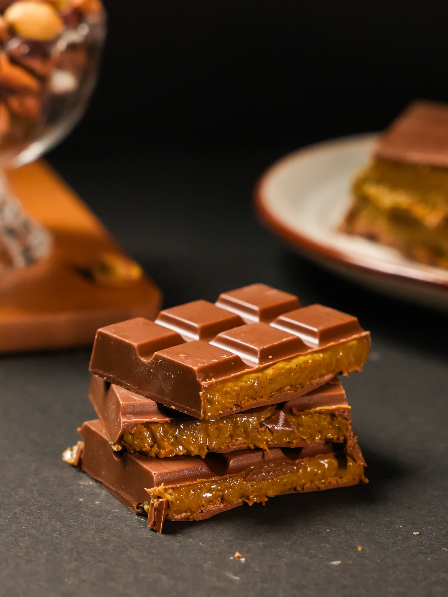Dubai Knafeh Pistachio Chocolate - (1 Slab * 220gms)