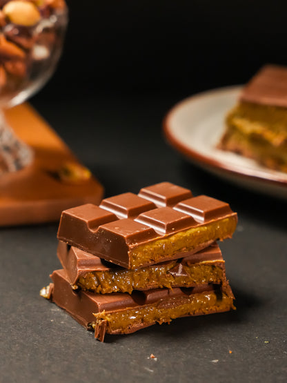 Dubai Knafeh Pistachio Chocolate - (1 Slab * 220gms)