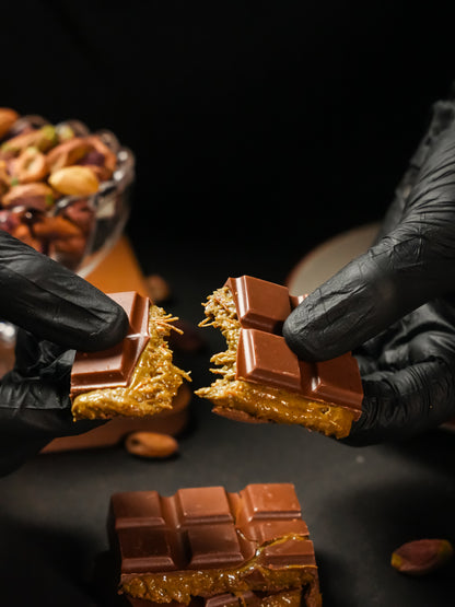 Dubai Knafeh Pistachio Chocolate - (1 Slab * 220gms)