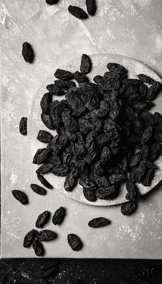 Black Raisins (Seedless) - Ahlan Dates - 2
